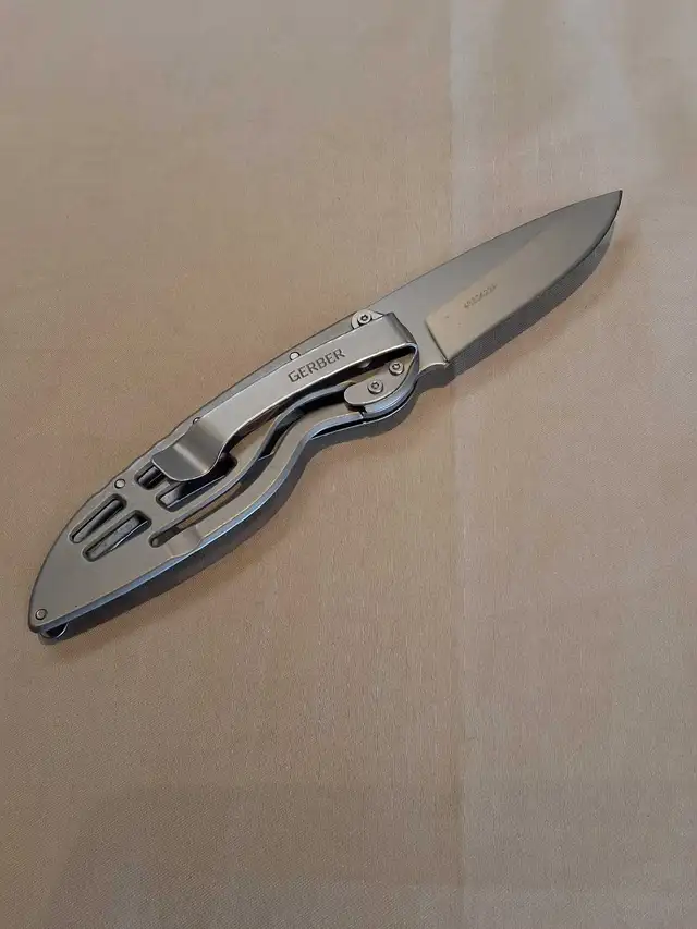 Gerber Folding Knife - Photo 2