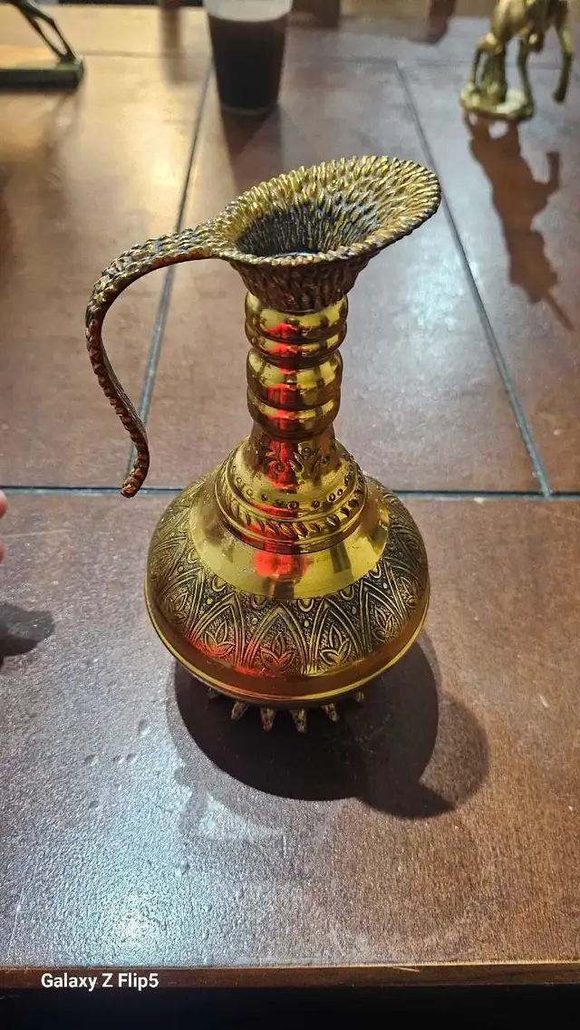 Cruche/pitcher decoratif