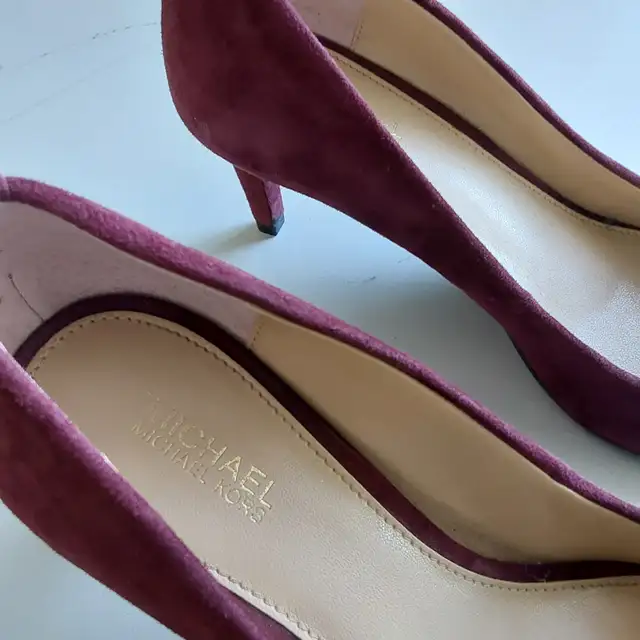 Soulier de suède bourgogne Michael Kors, grandeur 6 - Photo 4