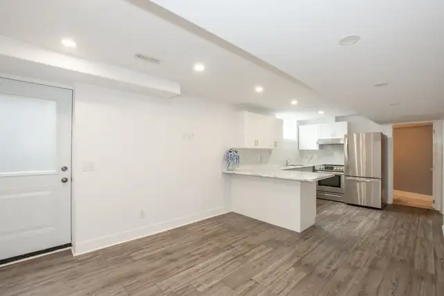 8487 Jennifer Cres, Niagara Falls - All Inclusive 1 Bedroom Unit - Photo 3