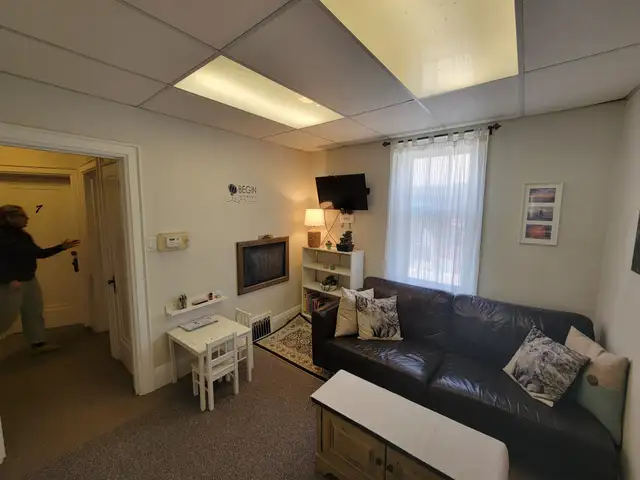 All Inclusive Main Floor Office on Toronto St. near Downtown - Photo 4