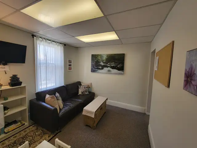 All Inclusive Main Floor Office on Toronto St. near Downtown - Photo 5