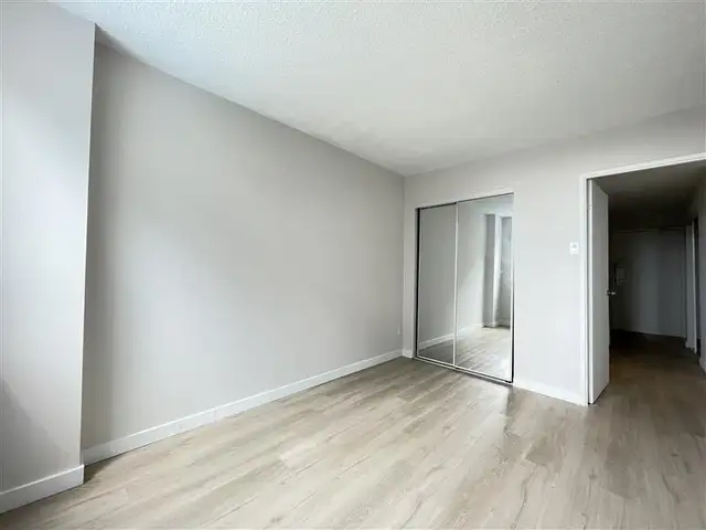 YORKVILLE TROIS35 -  - VSL - 514-316-3350 - Photo 7