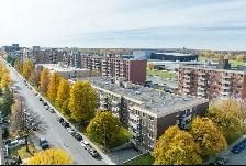 YORKVILLE PARK 1 - VSL - Photo 3