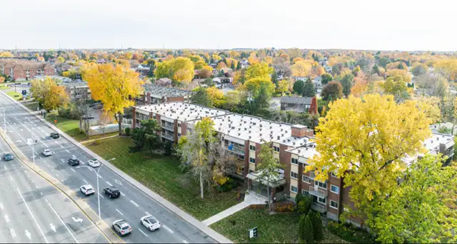 DDO @ 514-683-2252 - 4.5 Unit - Photo 5