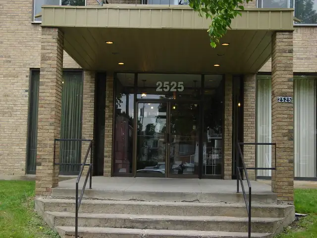 YORKVILLE PARK 2 - MODUGNO - VSL - Photo 3