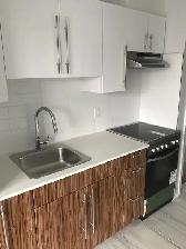 YORKVILLE GOLD 2 - NEW BLDG. - Photo 8