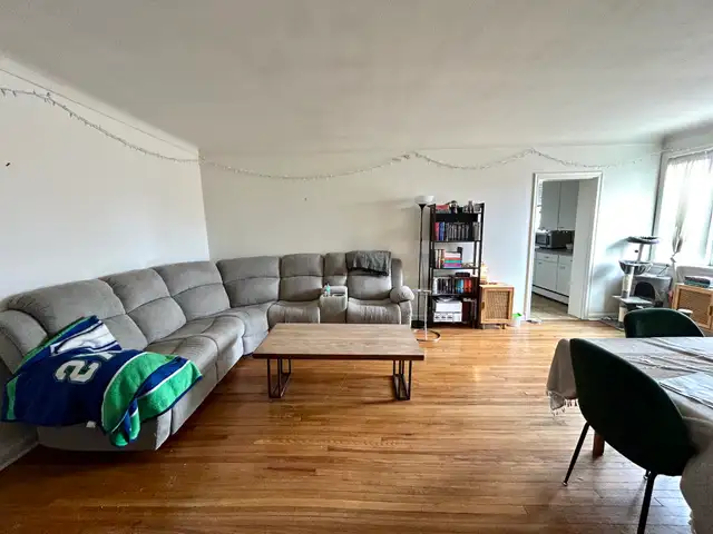 PORT DALHOUSIE Spacious 2 Bedroom Apartment!