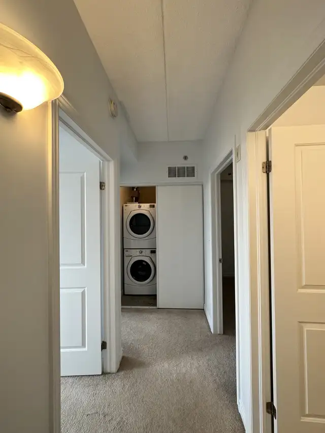 2 Bedroom   Den 1 Bath Condo Unit for Lease - Guelph - Photo 6