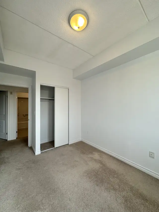 2 Bedroom   Den 1 Bath Condo Unit for Lease - Guelph - Photo 8