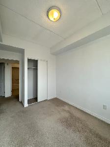 2 Bedroom   Den 1 Bath Condo Unit for Lease - Guelph - Photo 8
