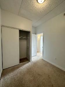 2 Bedroom   Den 1 Bath Condo Unit for Lease - Guelph - Photo 9