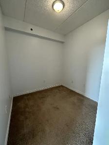 2 Bedroom   Den 1 Bath Condo Unit for Lease - Guelph - Photo 10