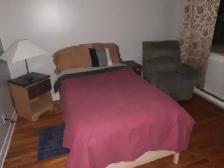 A PAT MTL-EST CHAMBRE À LOUER