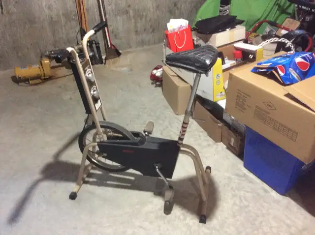 exercise  bike - Photo 2