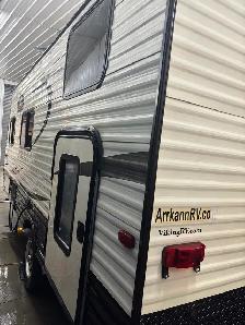 2017 Forest River Viking 17Ft w/Bunks - Photo 2