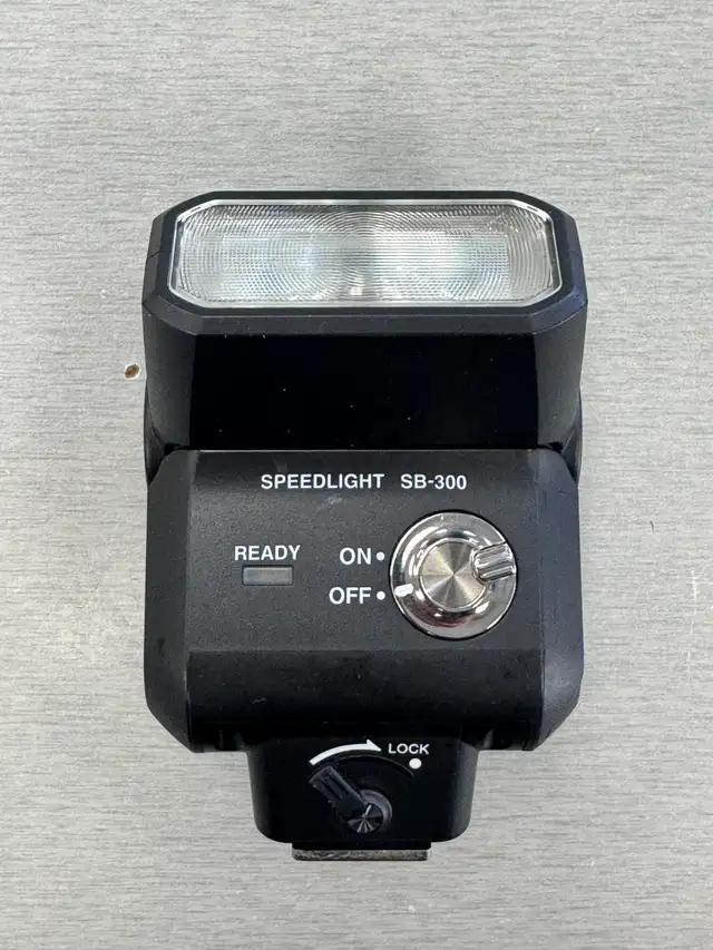 Nikon Speedlight SB300 Flash