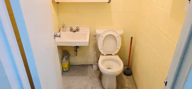 INDUSTRIAL/WAREHOUSE UNIT FOR LEASE/RENT SCARBOROUGH - Photo 8