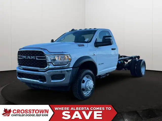 2024 Ram 5500 Chassis SLT | 8.4 Inch Touchscreen | Cloth Seats