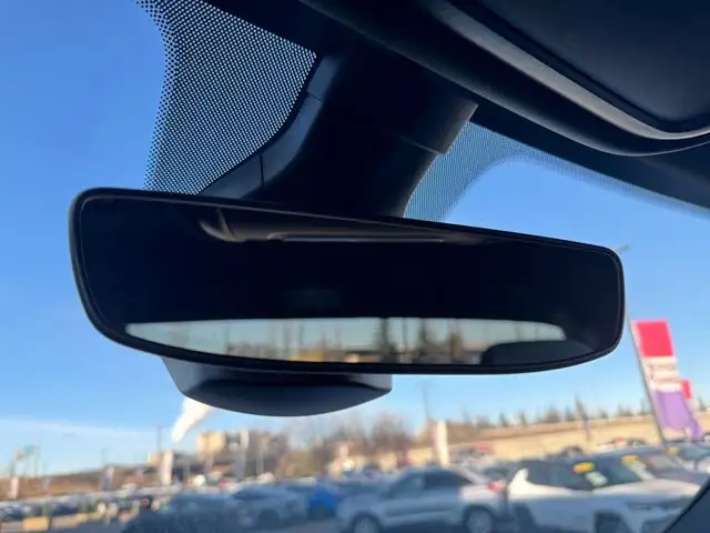 2024 Ram 5500 Chassis SLT | 8.4 Inch Touchscreen | Cloth Seats - Photo 19