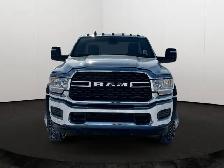 2024 Ram 5500 Chassis SLT | Apple CarPlay | Android Auto - Photo 6