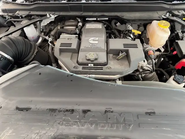 2024 Ram 5500 Chassis SLT | Apple CarPlay | Android Auto - Photo 7