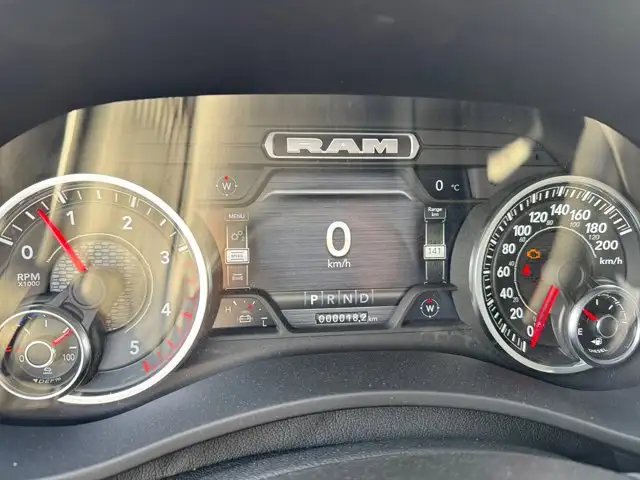 2024 Ram 5500 Chassis SLT | Remote Start | Apple CarPlay - Photo 13