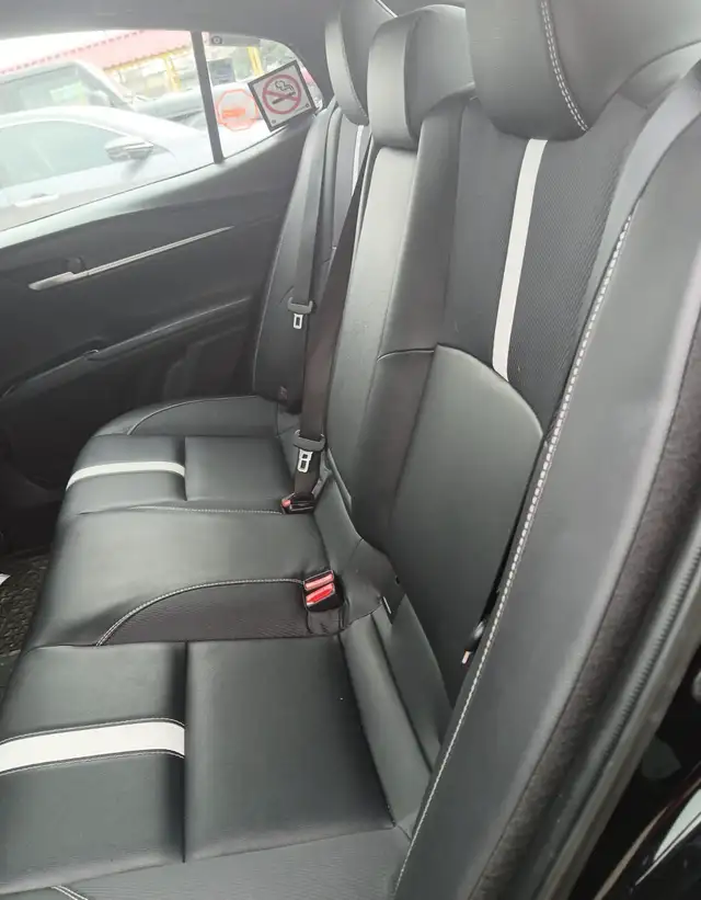 2025 Toyota Hybrid  –Taxi- Excellent Condition – Ready to Drive - Photo 4