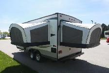 2015 Jayco Jay Feather X18D Hybrid - Photo 6