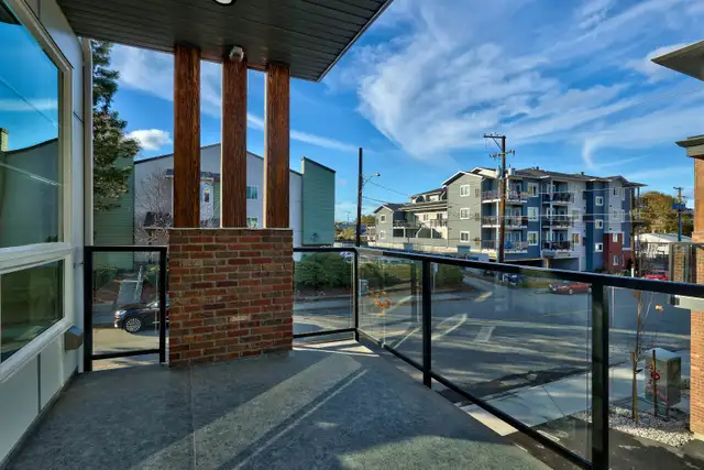 3 Bedroom Townhome Downtown Kamloops - Photo 4