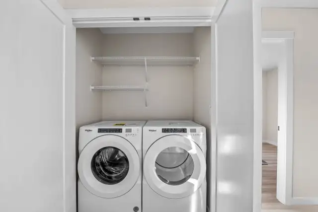 3 Bedroom Townhome Downtown Kamloops - Photo 8