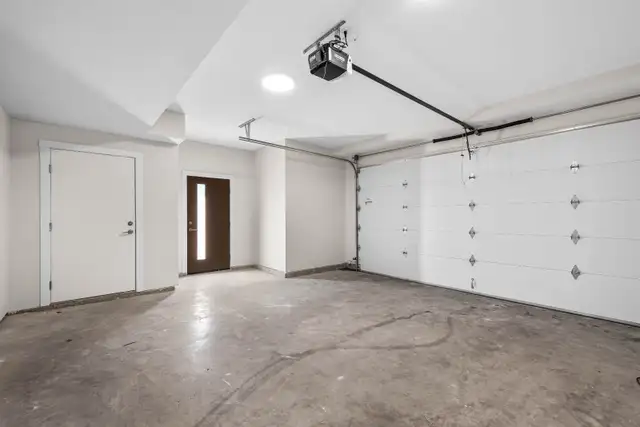 3 Bedroom Townhome Downtown Kamloops - Photo 12