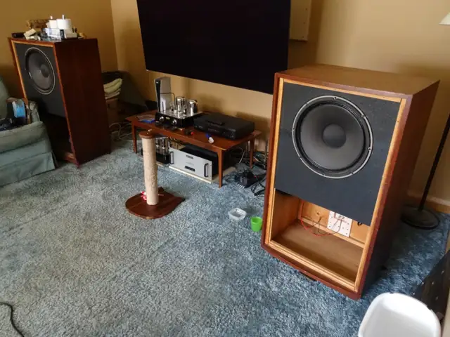 Tannoy monitor gold 15' drivers in GRF Cabinets