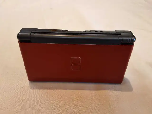 Nintendo DS Red/Black System - Photo 3