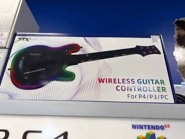 PS3-4/PC guitar hero controller @ Cashopolis!