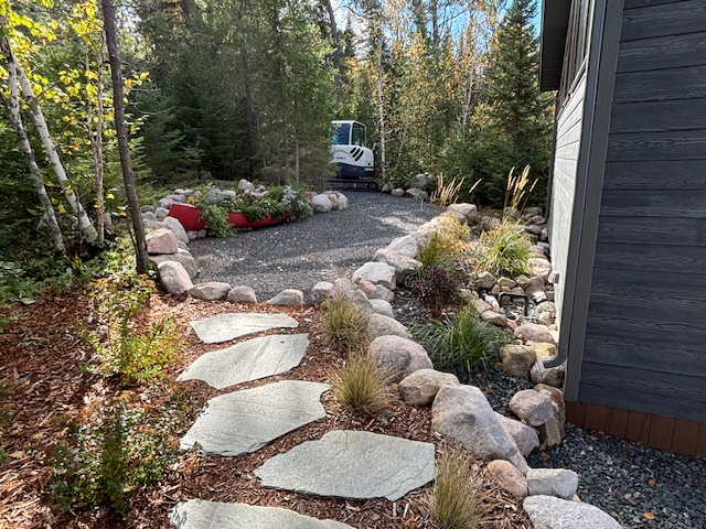 Landscaper/Property Maintenance - Photo 3