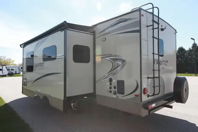 2018 Forest River Flagstaff Super Lite 26RBWS - Photo 3