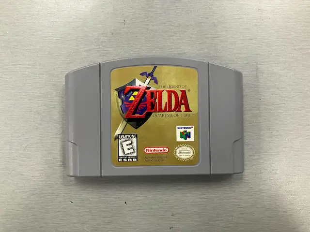 The Legend of Zelda Ocarina of Time with Box - Photo 3