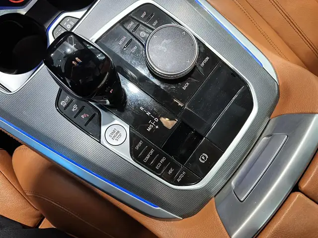 2022 BMW X5 xDrive40i 2 sets/OEM wheels and tires! No accidents! - Photo 9