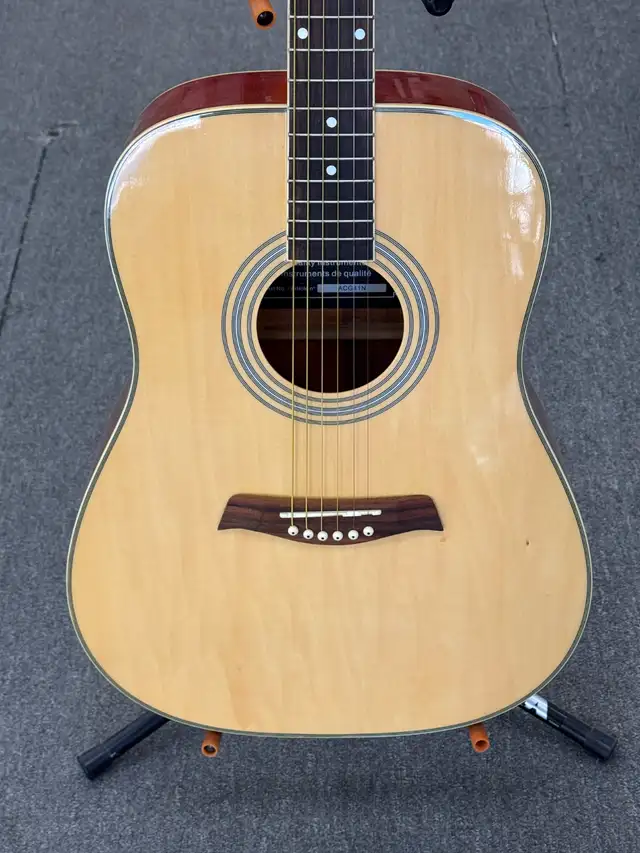 Academy Acoustic Guitar - Photo 2