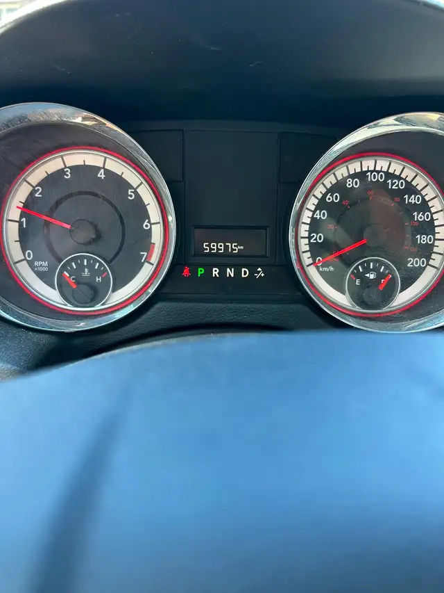 2014 Dodge Caravan - Photo 2