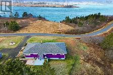 Beautiful Oceanview home for sale - Photo 11