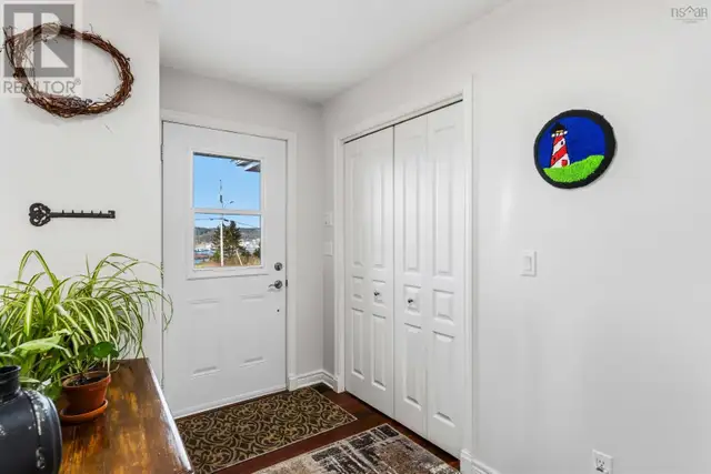 Beautiful Oceanview home for sale - Photo 12