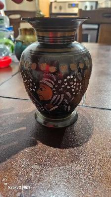 Vase en laiton avec motif pain a la main - Photo 4