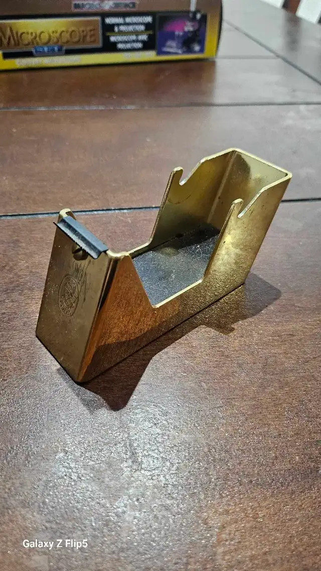 Distribiteur de ruban adhésif finition en or (marque El Casco) - Photo 2