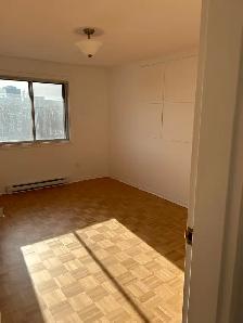 Grand 4 ½  à Laval-des-Rapides.  Disponible le 1 juillet - Photo 5