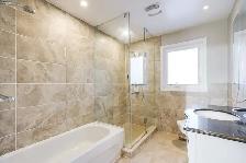 Master bedroom with private bathroom - Square one - Photo 3