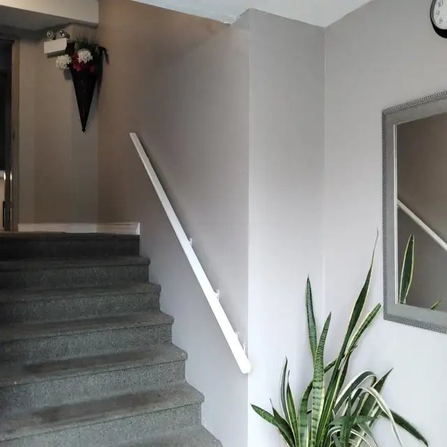 ROOM $690 Avail Now EVERYTHING INCLUDED 5 min walk to U de M - Photo 6