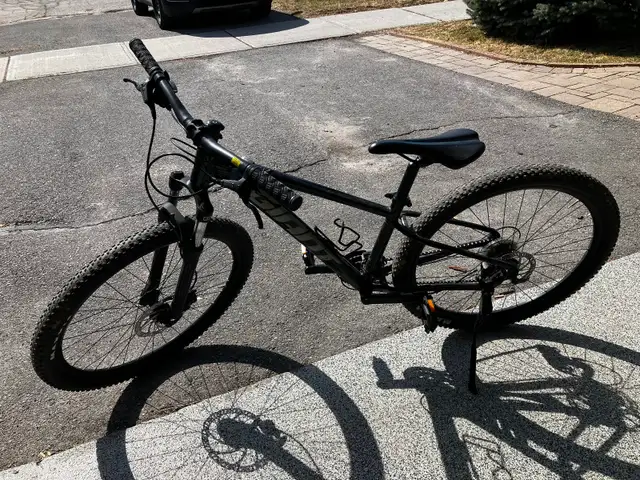 2022 Giant Talon XS bike - Photo 2