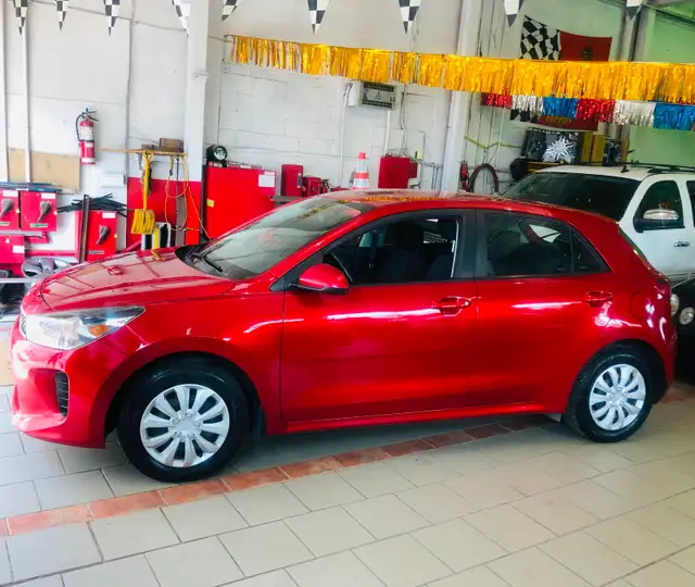 GARANTIE 1 AN /KiA RiO 5 LX  / 1 PROPRIO/CAMERA/SIÈGE CHAUFFANT/